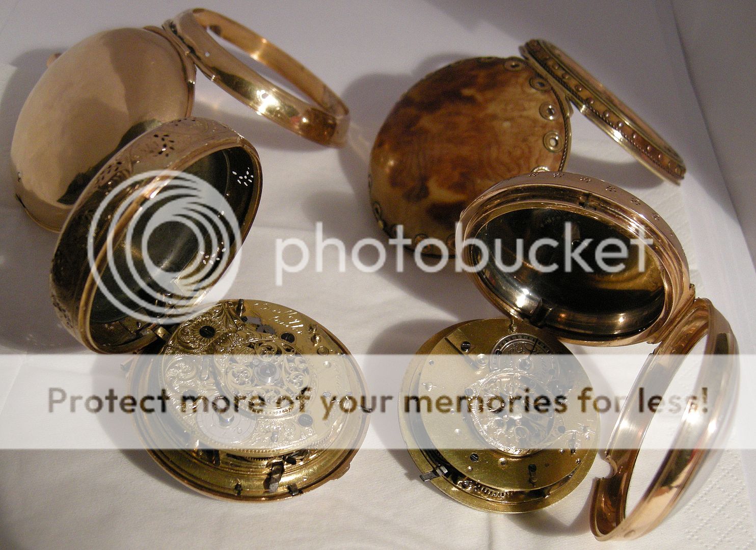 Deux grosses montres à coq en or à sonnerie sur cloche DSCN1133-1